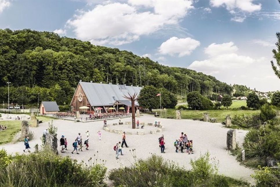 Außenanlage HöhlenErlebnisWelt in Hürben