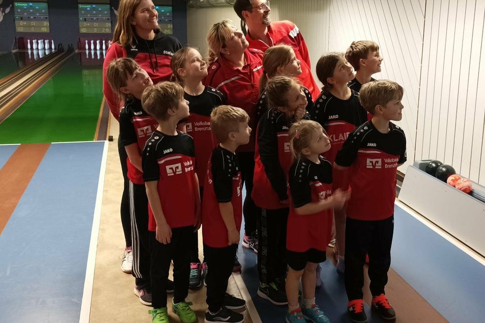 Junge Kegel-Nachwuchstalente zum Abschluss der Bezirksliga U10.