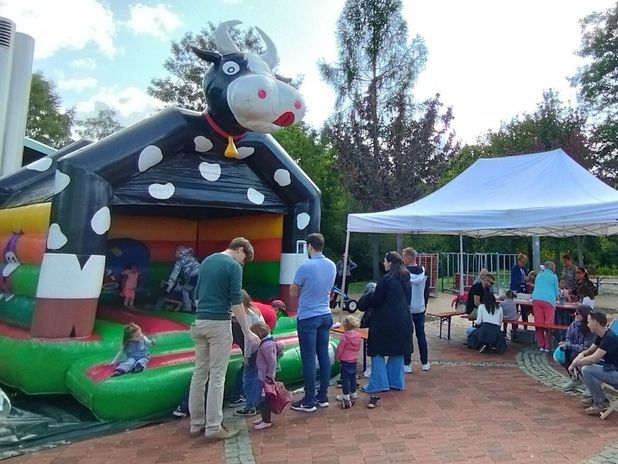 HIER KOMMT KEINE LANGEWEILE AUF: Am morgigen Sonntag, 22. September wird mit einem Spielefest rund ums Heidenheimer Werkgymnasium der Weltkindertag gefeiert.Foto: Kinderschutzbund